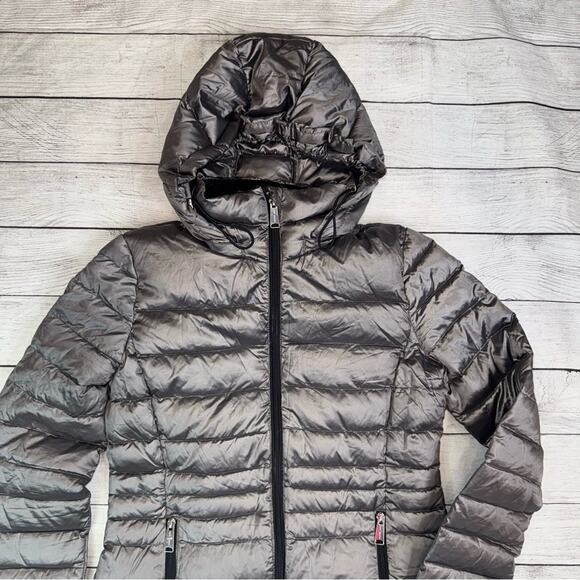 Andrew Marc Down Filled Lightweight Hooded Puffer Jacket Packable Silver Size XS - Picture 3 of 8